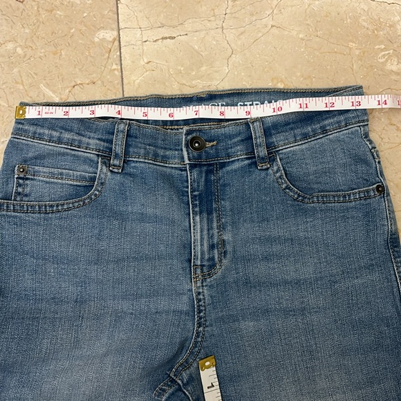 NWT - 💕Stretch Place Straight Girl’s Blue Jeans Sz: 12 Adjustable waist - Picture 2 of 7